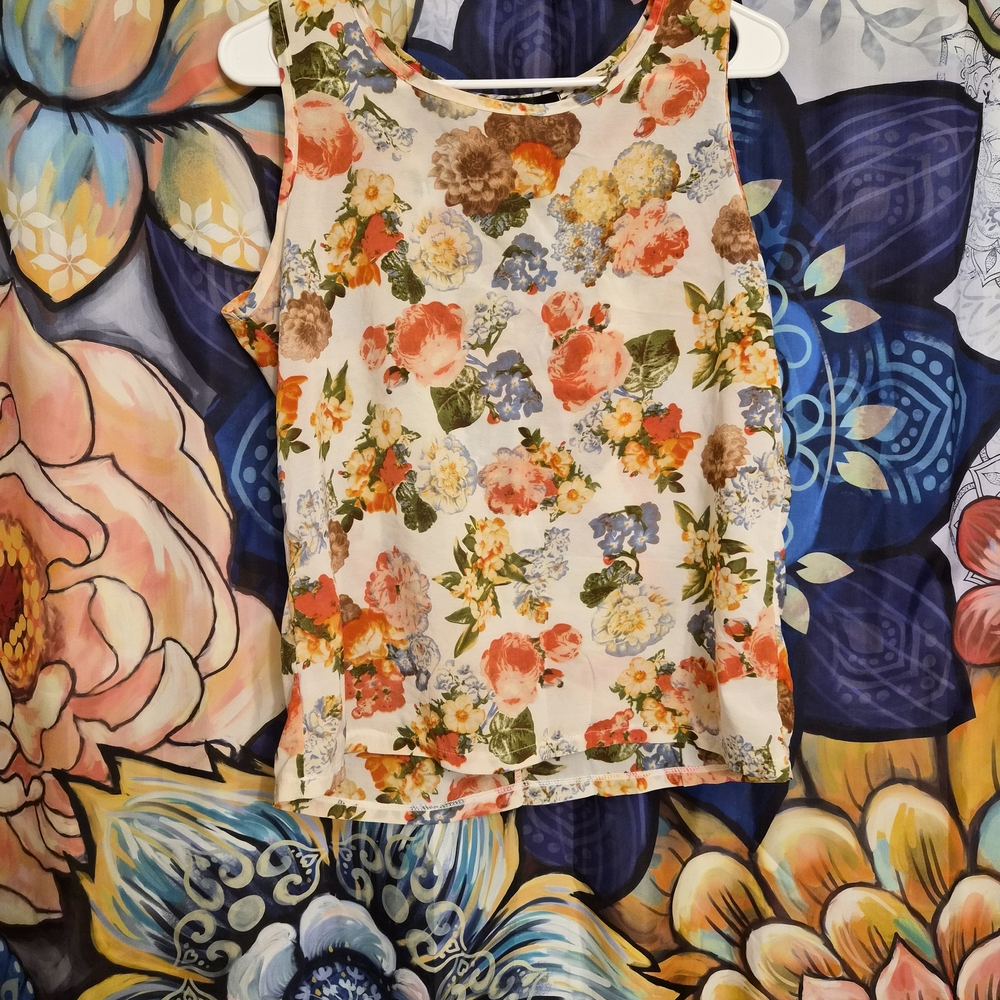 Floral Sleeveless Women's Top